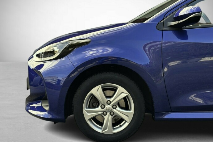 toyota-yaris-elektrisitetbensin-2022-big-6