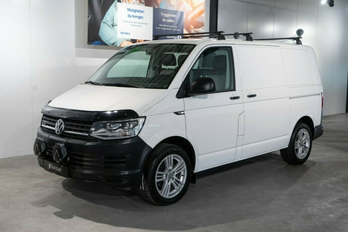 volkswagen-transporter-diesel-2017-big-13