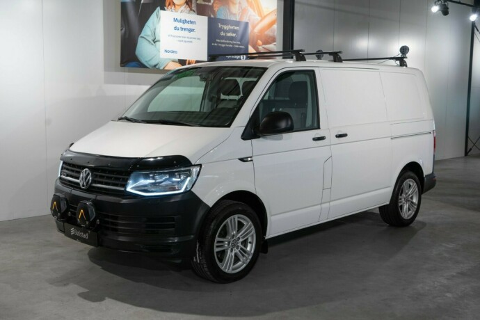 volkswagen-transporter-diesel-2017-big-0