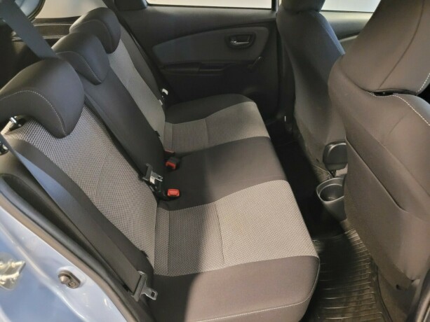 toyota-yaris-elektrisitetbensin-2016-big-17