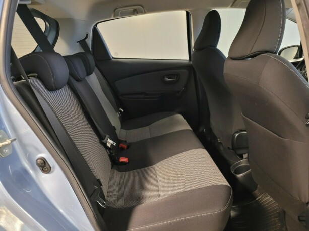 toyota-yaris-elektrisitetbensin-2016-big-16