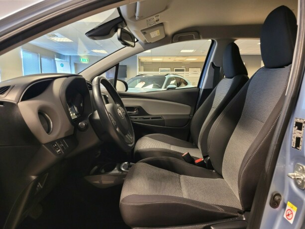 toyota-yaris-elektrisitetbensin-2016-big-19