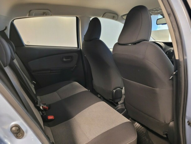 toyota-yaris-elektrisitetbensin-2016-big-15