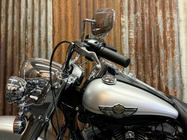 harley-davidson-flhrci-road-king-classic-bensin-2003-big-14