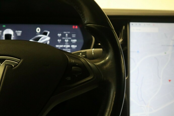 tesla-model-x-elektrisitet-2018-big-15