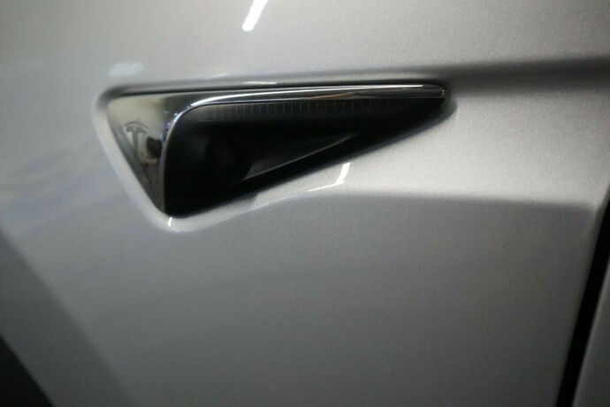 tesla-model-x-elektrisitet-2018-big-31