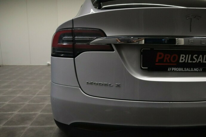 tesla-model-x-elektrisitet-2018-big-8