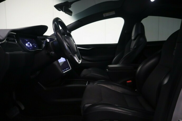 tesla-model-x-elektrisitet-2017-big-8