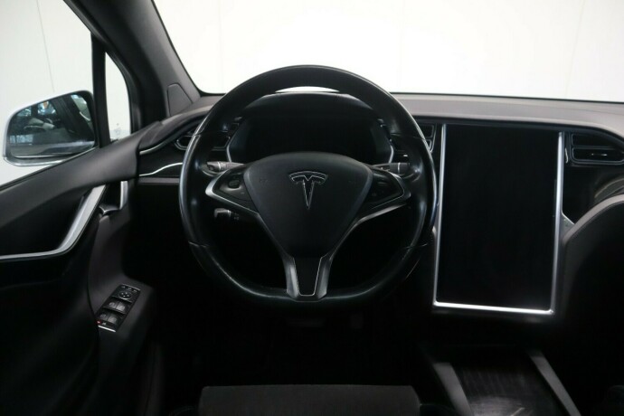 tesla-model-x-elektrisitet-2017-big-13