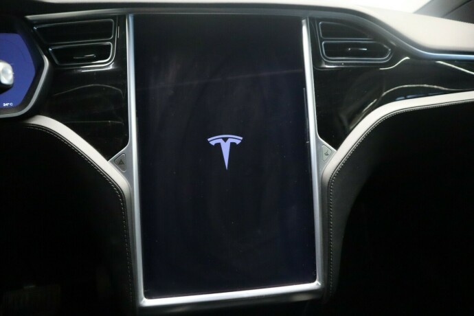 tesla-model-x-elektrisitet-2017-big-18