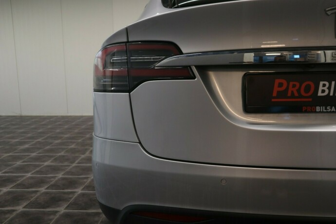 tesla-model-x-elektrisitet-2017-big-6