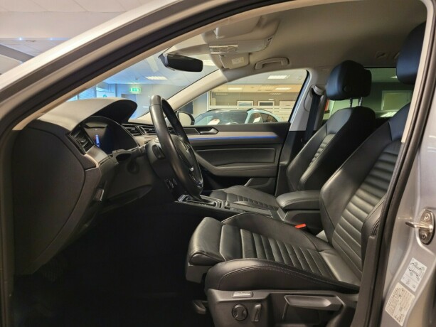 volkswagen-passat-elektrisitetbensin-2018-big-25