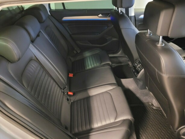 volkswagen-passat-elektrisitetbensin-2018-big-19