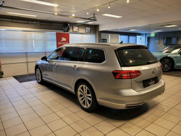 volkswagen-passat-elektrisitetbensin-2018-big-6