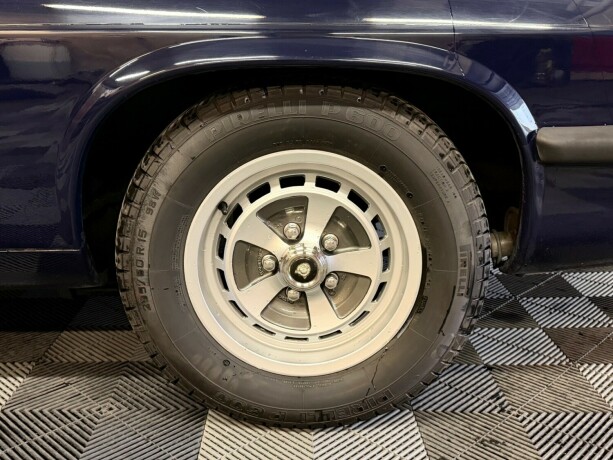 jaguar-xjs-bensin-1981-big-16