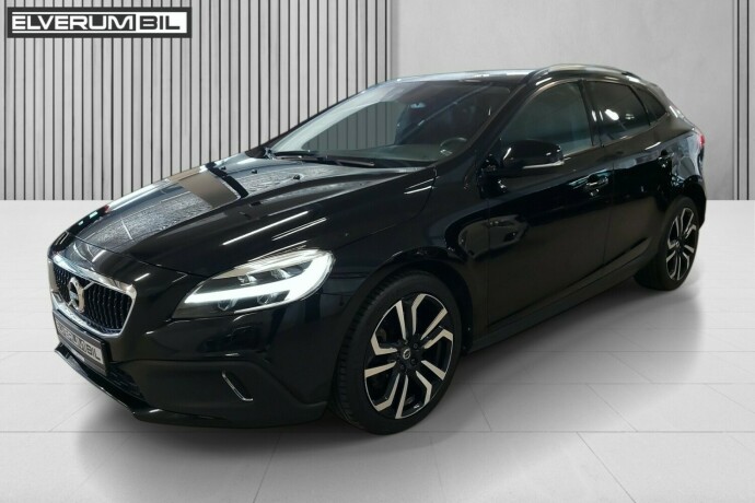 volvo-v40-cross-country-diesel-2017-big-13