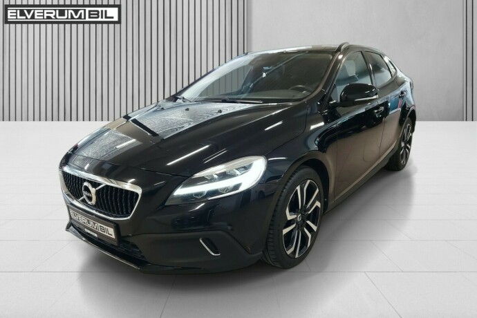 volvo-v40-cross-country-diesel-2017-big-14