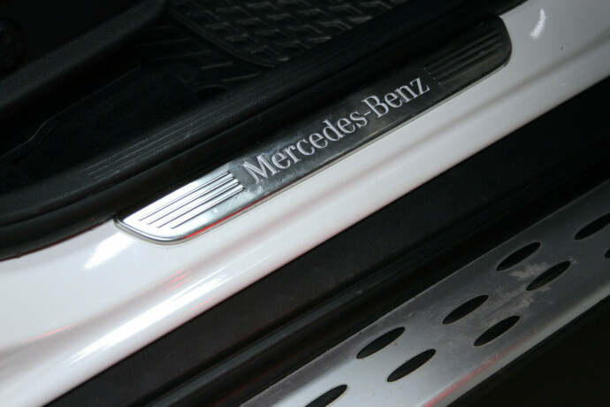 mercedes-benz-glc-plug-in-petrol-2017-big-5