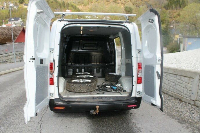 maxus-e-deliver-3-elektrisitet-2021-big-4