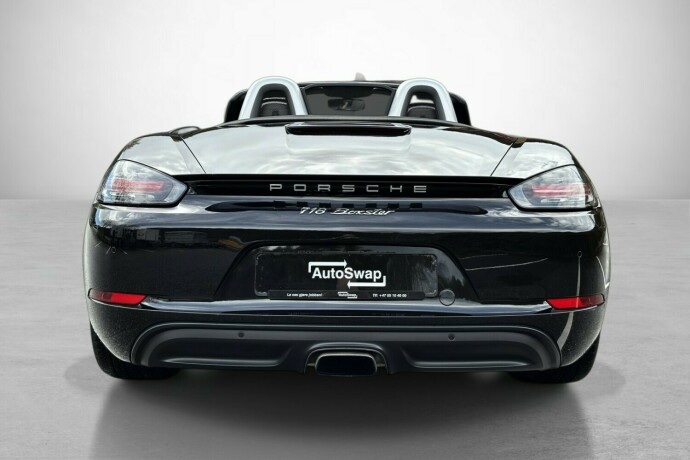 porsche-boxster-bensin-2017-big-12