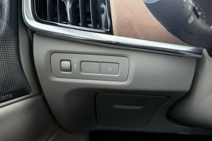 volvo-v90-elektrisitetbensin-2018-big-18