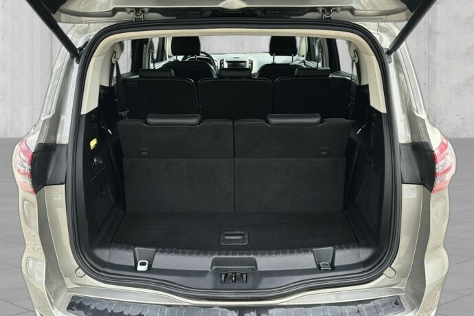 ford-s-max-diesel-2016-big-17