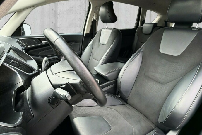 ford-s-max-diesel-2016-big-8
