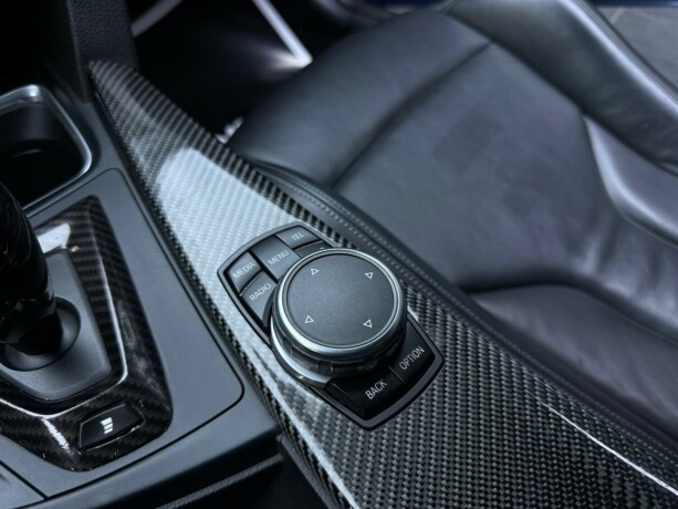 bmw-m3-bensin-2015-big-41