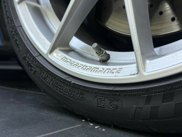 bmw-m3-bensin-2015-big-17