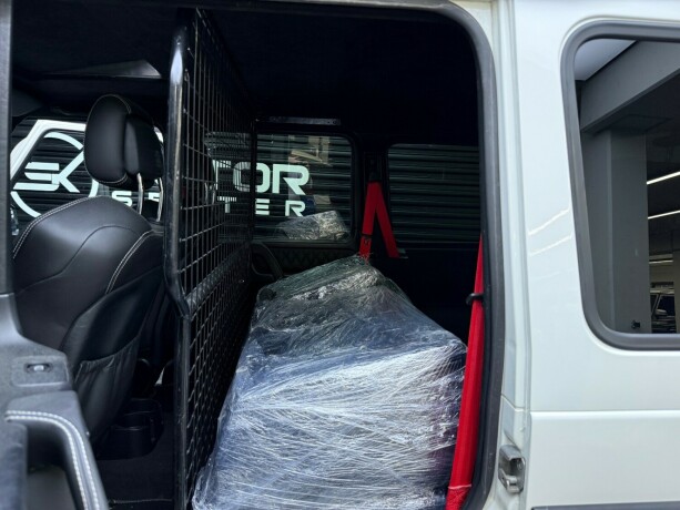 mercedes-benz-gel228ndewagen-bensin-2006-big-31