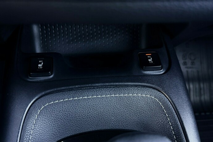 toyota-corolla-elektrisitetbensin-2019-big-29