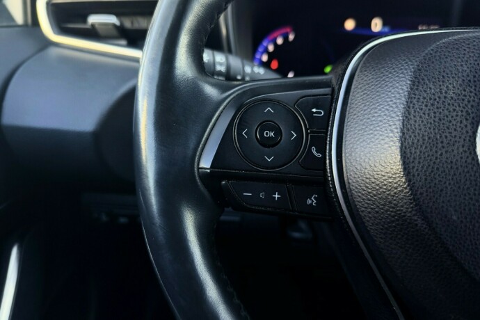 toyota-corolla-elektrisitetbensin-2019-big-18