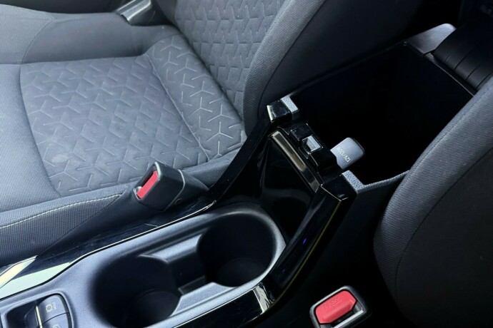 toyota-corolla-elektrisitetbensin-2019-big-32