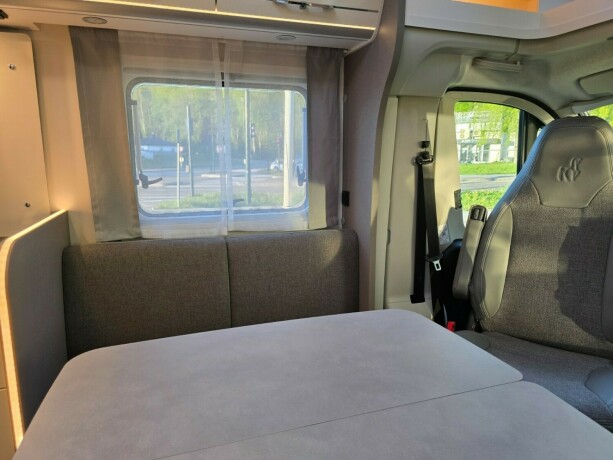 etrusco-t7400-qbc-queensbed-ikke-senkeseng-face2face-dusj-og-toalett-p229-hver-side-stor-garasje-truma6e-diesel-2024-big-19