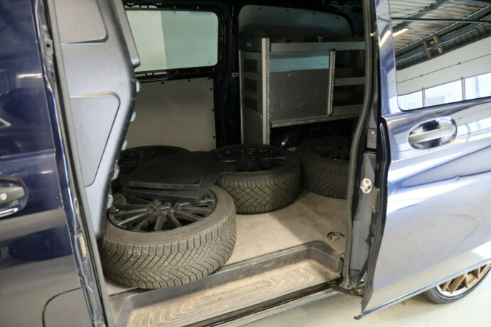 mercedes-benz-vito-diesel-2022-big-10