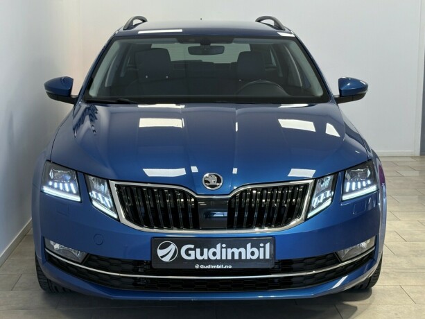 skoda-octavia-bensin-2018-big-1