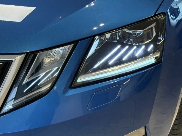 skoda-octavia-bensin-2018-big-2