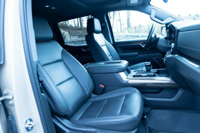 chevrolet-silverado-diesel-2022-big-13
