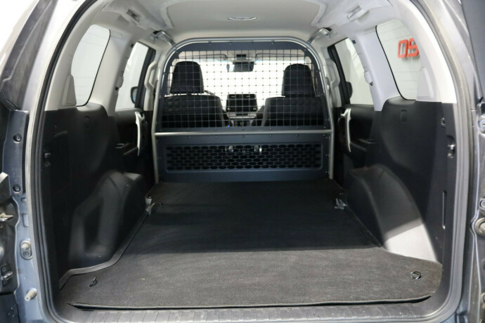 toyota-land-cruiser-diesel-2021-big-10