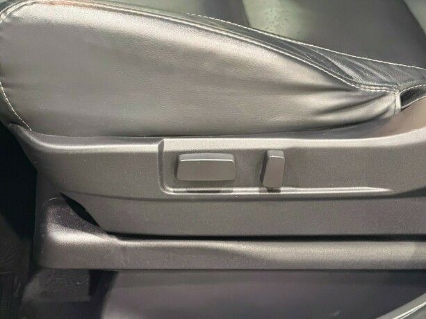 mitsubishi-outlander-elektrisitetbensin-2018-big-8