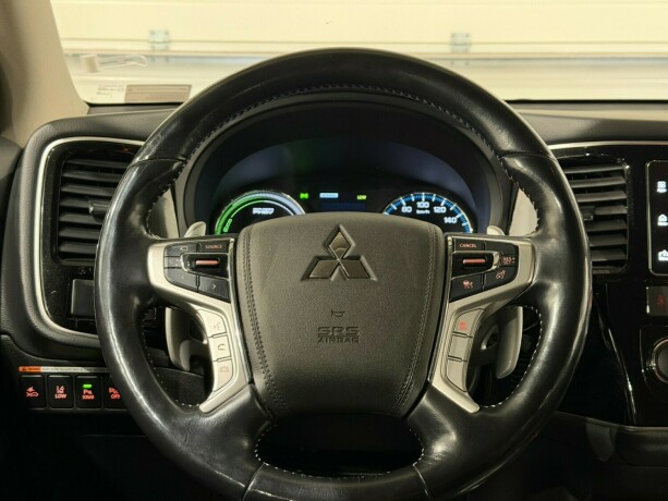 mitsubishi-outlander-elektrisitetbensin-2018-big-16