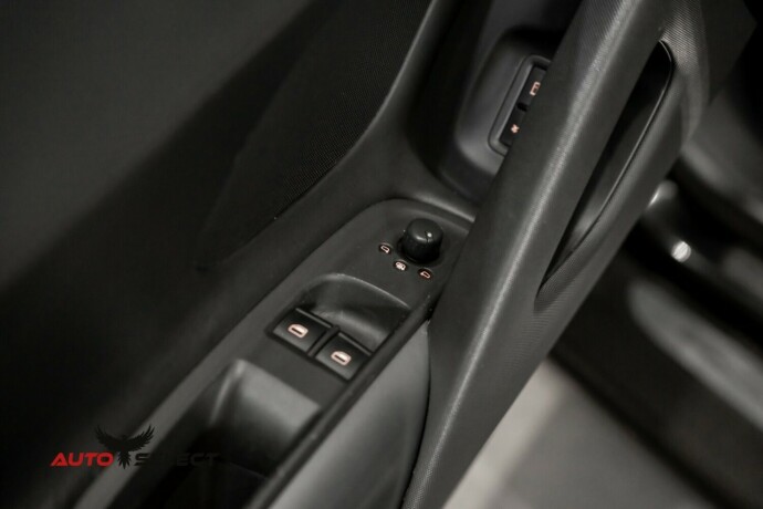 audi-r8-bensin-2007-big-21