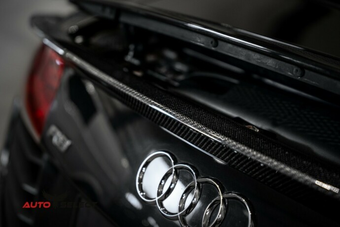 audi-r8-bensin-2007-big-14
