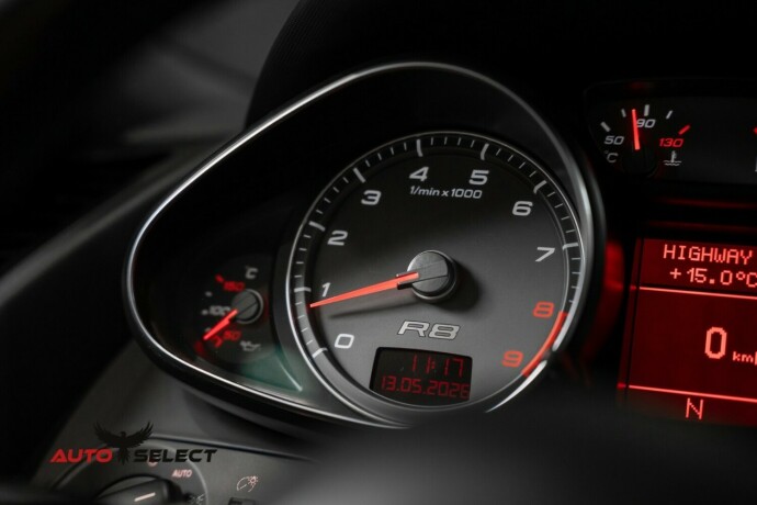 audi-r8-bensin-2007-big-32