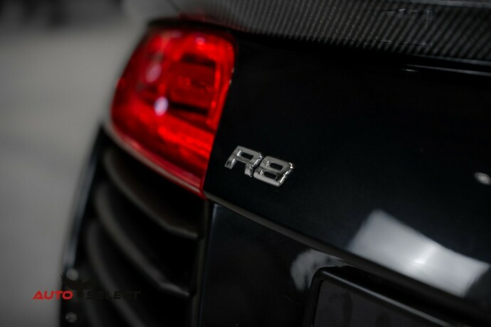 audi-r8-bensin-2007-big-13