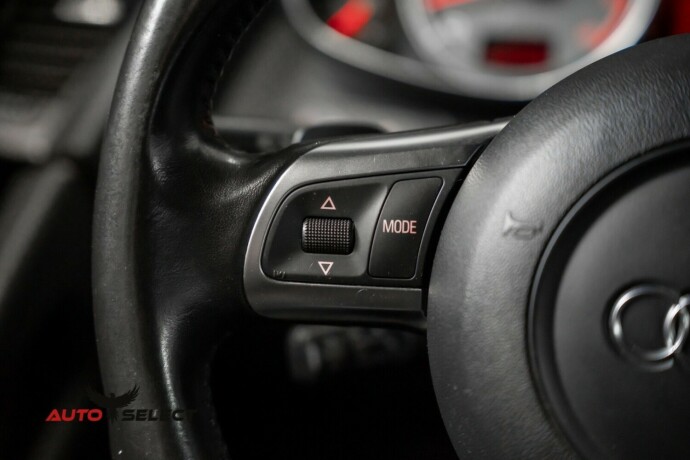 audi-r8-bensin-2007-big-30