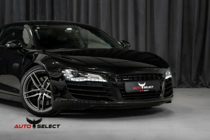 audi-r8-bensin-2007-big-1
