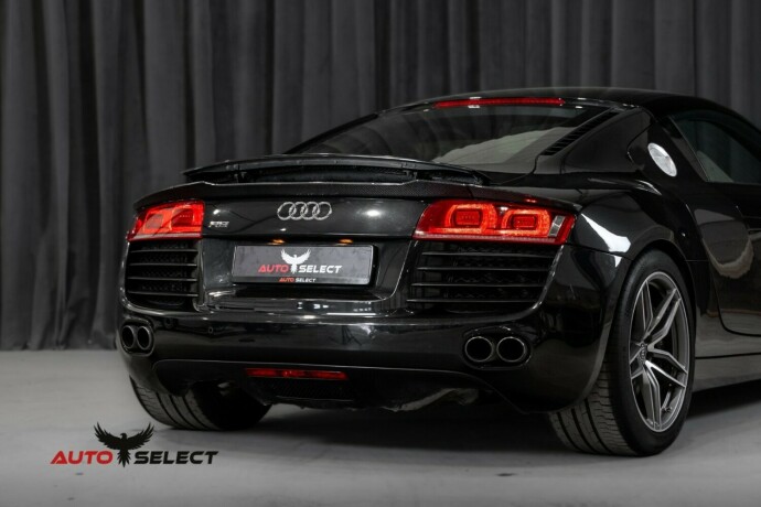 audi-r8-bensin-2007-big-12
