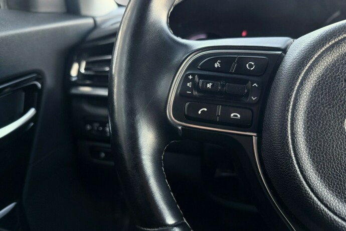 kia-niro-elektrisitet-2021-big-12