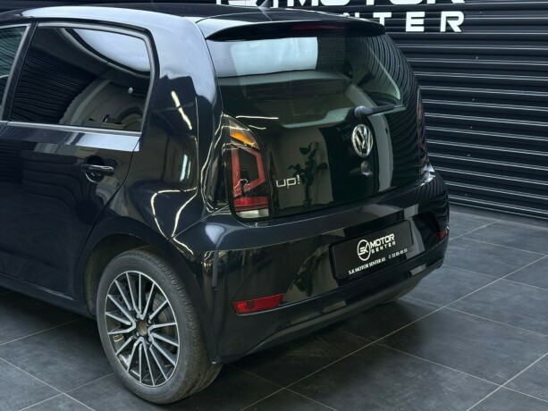 volkswagen-up-bensin-2020-big-5